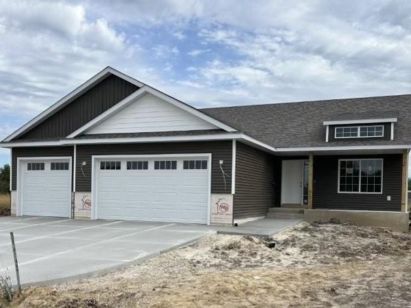904 23rd St Circle NE, Kasson, MN 55944