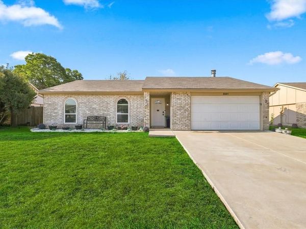 5561 Rutledge Drive, The Colony, TX 75056