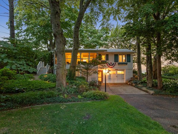 4335 Lakes Edge Drive, Holland, MI 49424