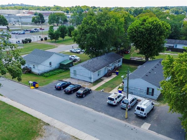 1004 Lewis Avenue , Bowling Green, KY 42101