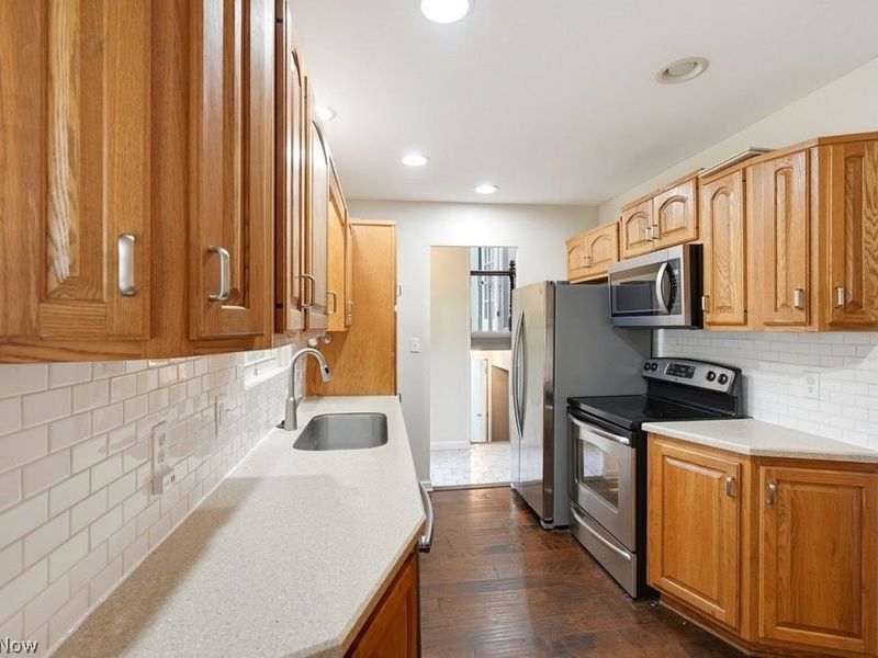 3863 Neville Drive, Kent, OH 44240 Photo 10