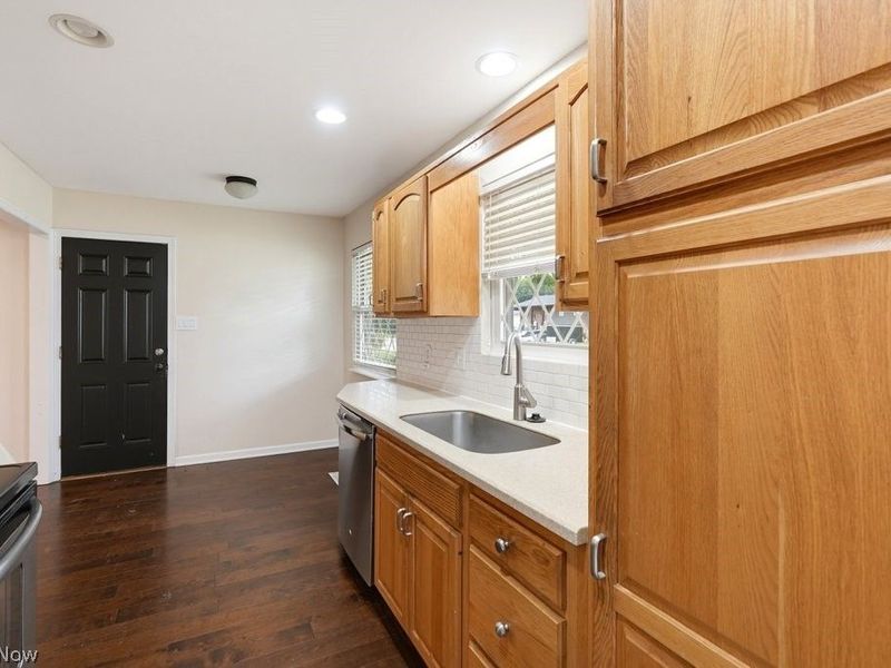 3863 Neville Drive, Kent, OH 44240 Photo 6
