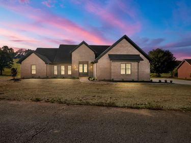 129 Pin Oak Trail, London, KY 40744
