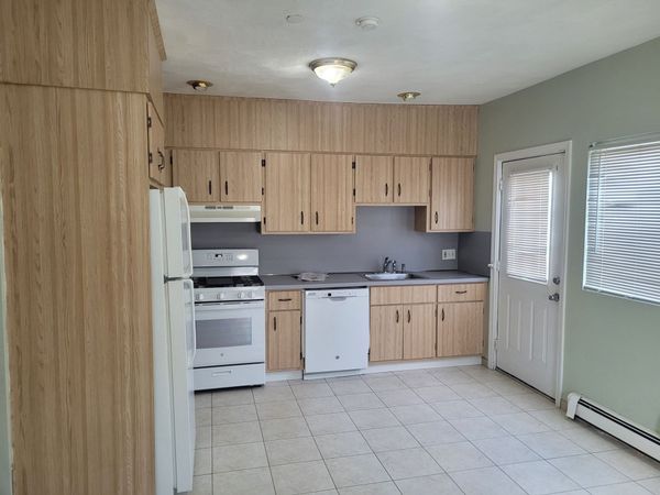 30 Courtland Street, Unit 2, Everett, MA 02150