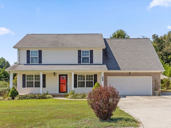10761 Callie Marie Drive, Soddy Daisy, TN 37379