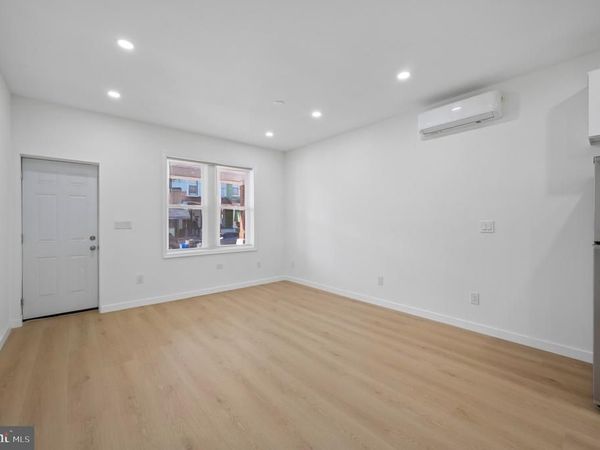 2011 W INDIANA AVENUE, PHILADELPHIA, PA 19132