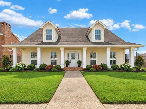 2905 DEBOUCHEL Boulevard , Meraux, LA 70075
