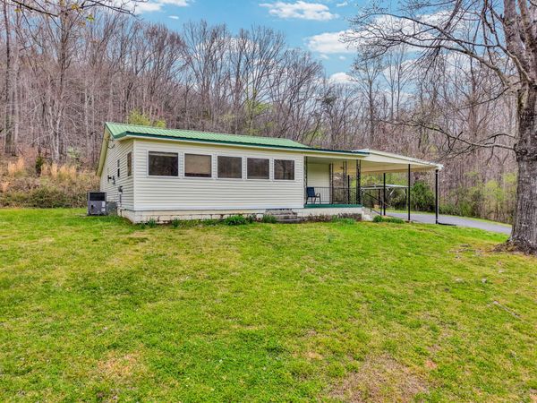 1447 Dry Shave Rd , McMinnville, TN 37110