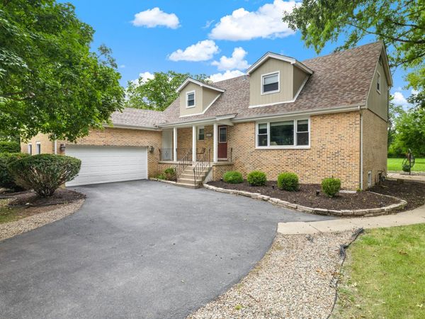 24332 S State Line Road , Crete, IL 60417