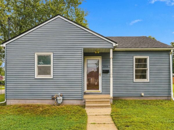 1301 W 11th Street, Waterloo, IA 50702