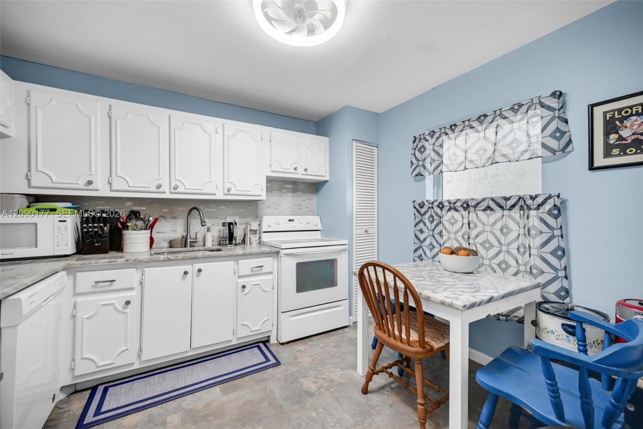 1402 NW 80th Ave , Unit 103, Margate, FL 33063 Photo