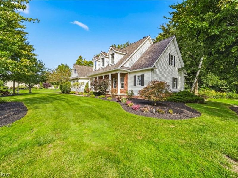 7705 Keystone Drive, Concord Township, OH 44077 Photo 2