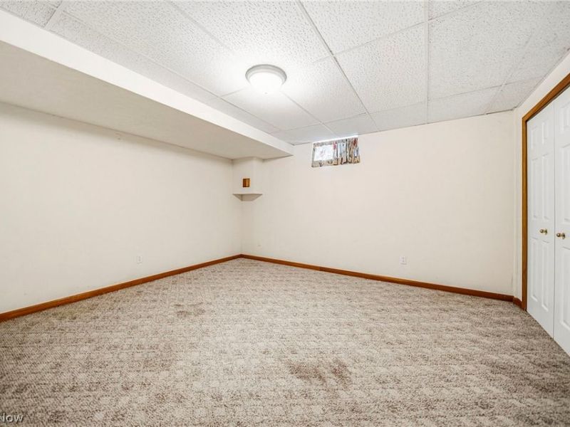7705 Keystone Drive, Concord Township, OH 44077 Photo 32