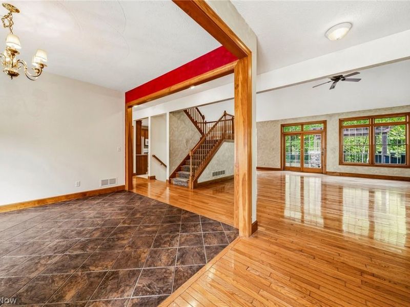 7705 Keystone Drive, Concord Township, OH 44077 Photo 6