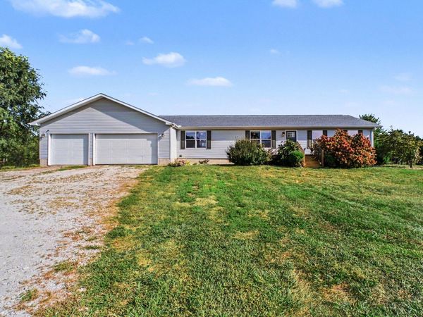 6799 W Volk Road, Wanatah, IN 46390