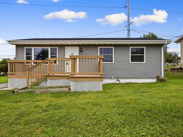 800 18th Street NW, Cedar Rapids, IA 52405