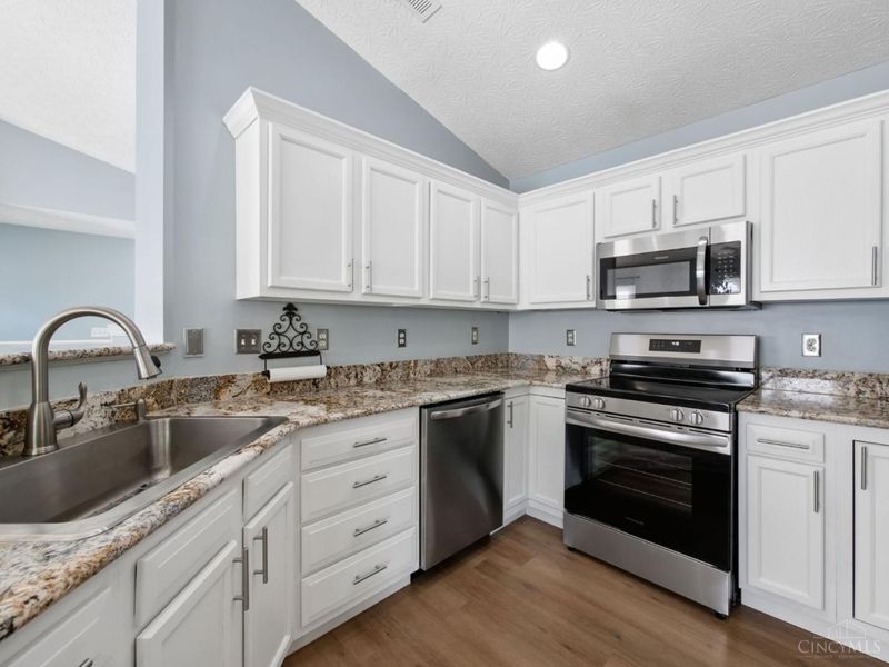 622 Heritage Square, Harrison, OH 45030 Photo 14
