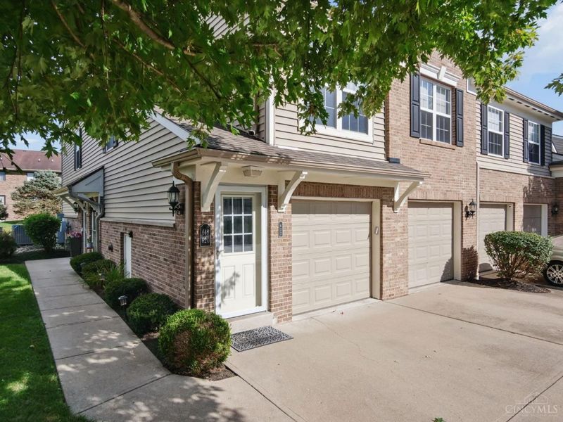 622 Heritage Square, Harrison, OH 45030 Photo 3
