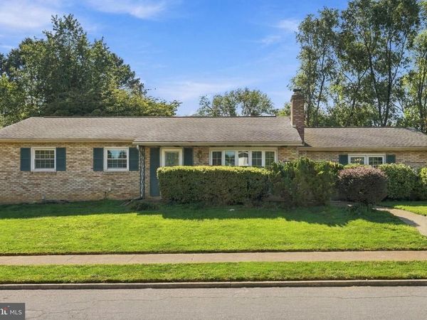 3 S WEST AVENUE, SHIREMANSTOWN, PA 17011
