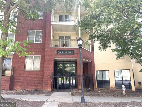 870 Mayson Turner Road NW, Unit 1001, Atlanta, GA 30314
