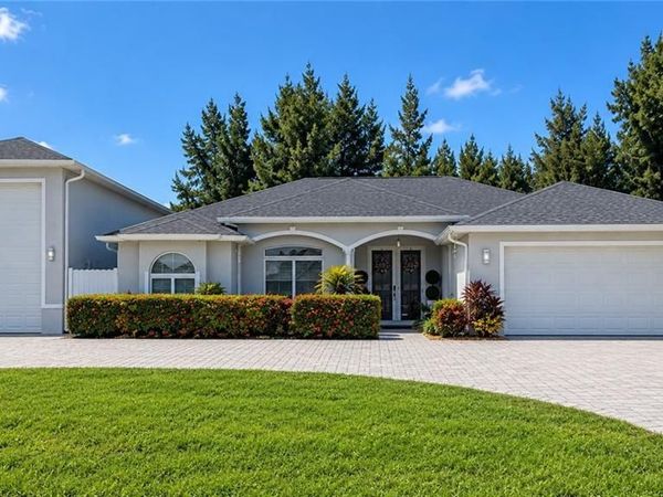 452 SW 19th AVE , CAPE CORAL, FL 33991
