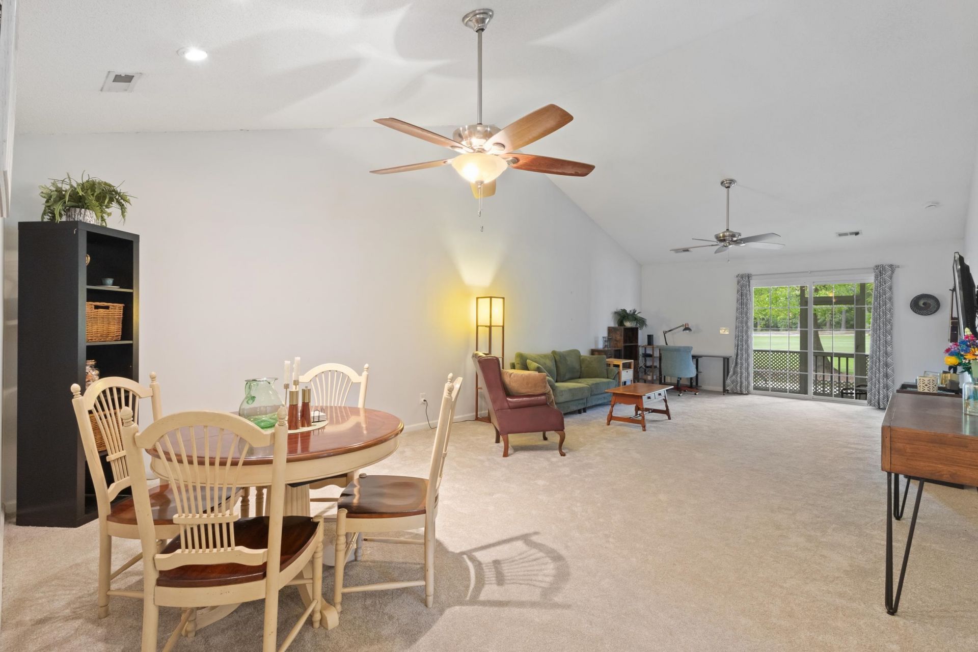 4504 Greenbriar Dr.  Photo 15