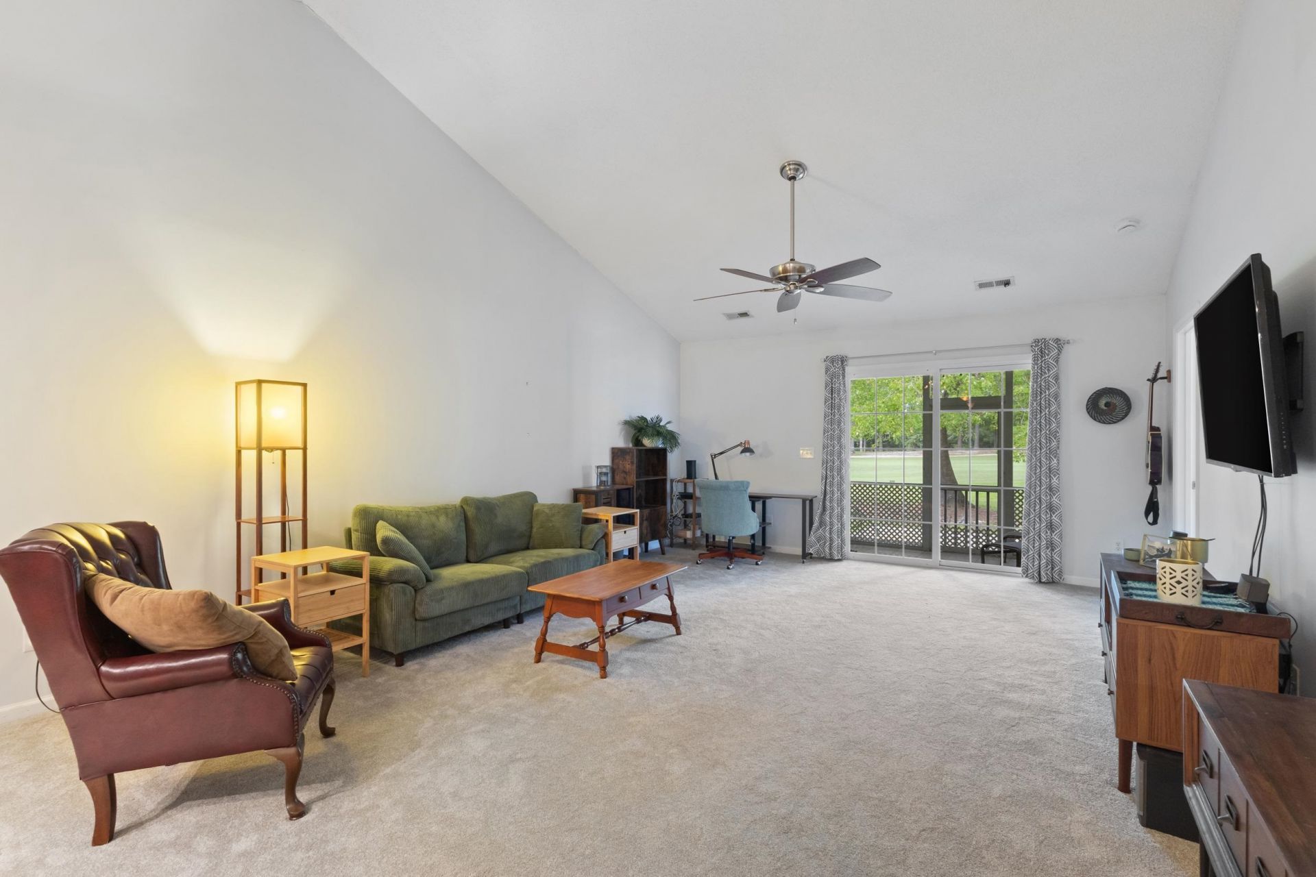 4504 Greenbriar Dr.  Photo 19