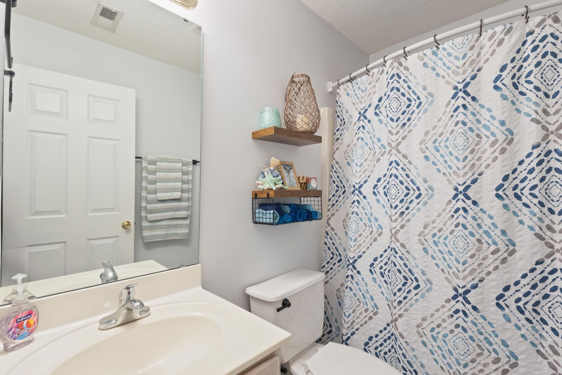 4504 Greenbriar Dr.  Photo 34