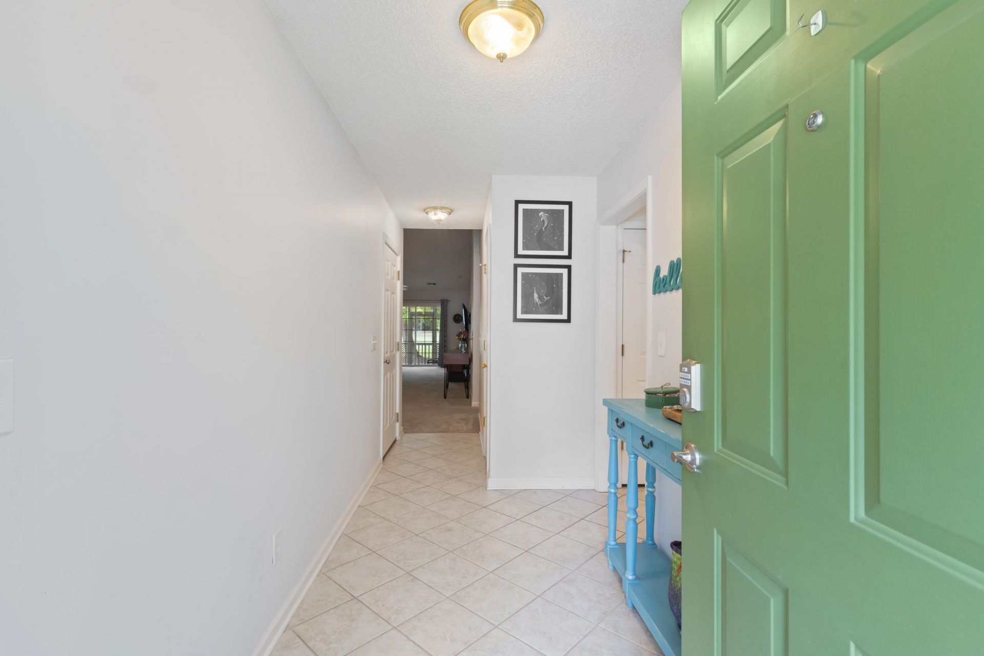 4504 Greenbriar Dr.  Photo 4