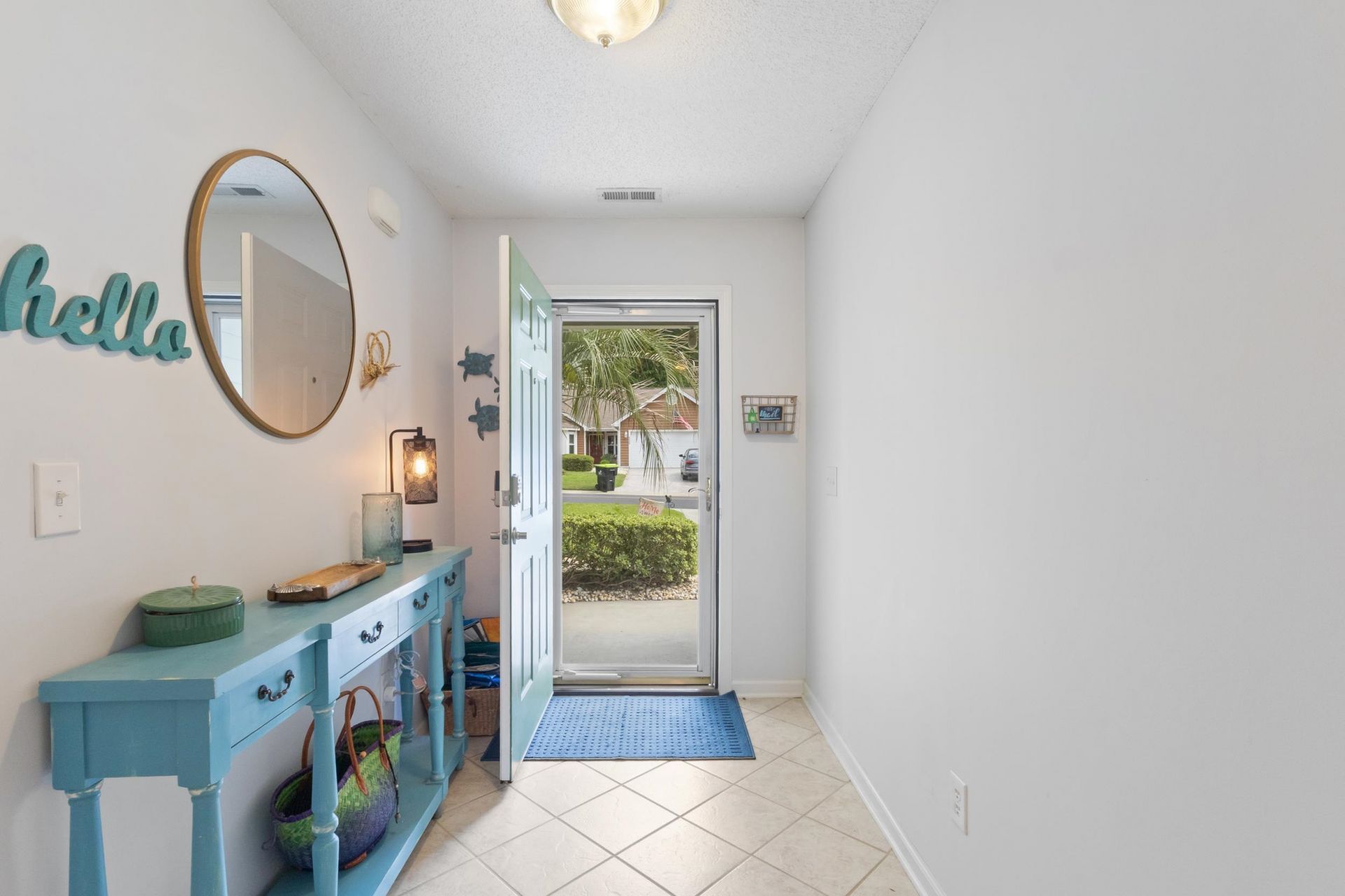 4504 Greenbriar Dr.  Photo 5