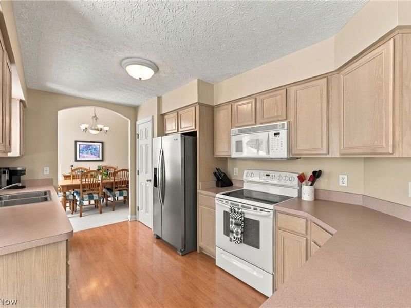 10262 Wildflower Way, Broadview Heights, OH 44147 Photo 10