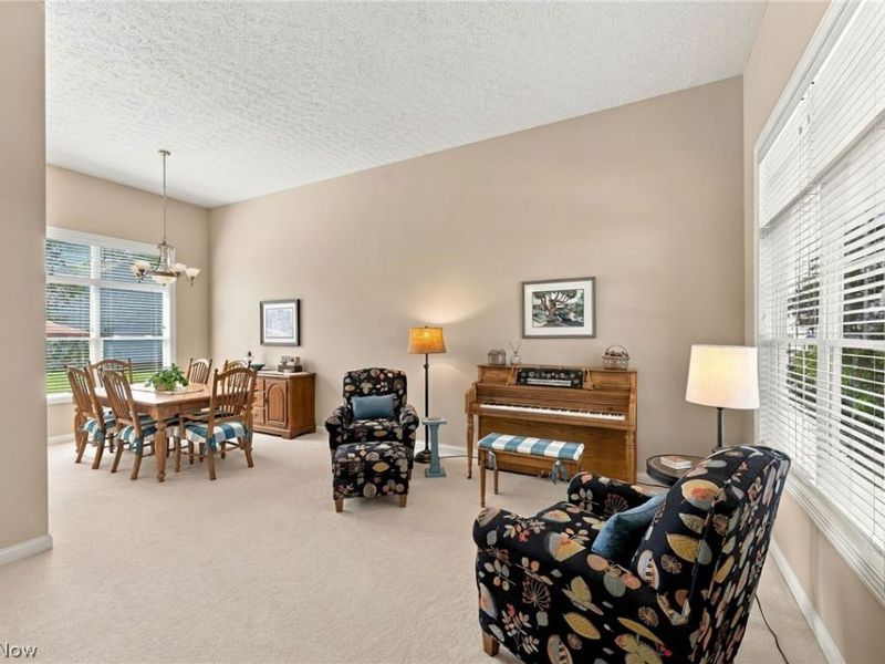 10262 Wildflower Way, Broadview Heights, OH 44147 Photo 5