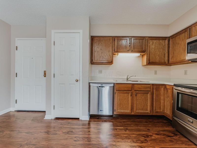 7150 E Main Street , Unit C206, Reynoldsburg, OH 43068 Photo 4