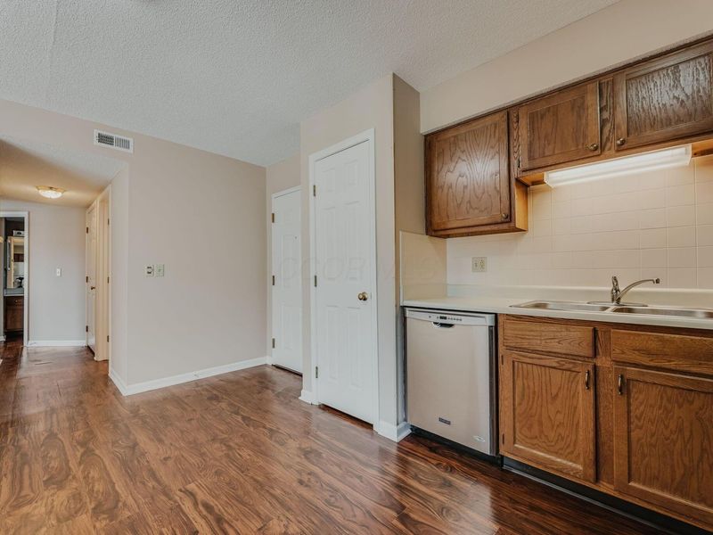 7150 E Main Street , Unit C206, Reynoldsburg, OH 43068 Photo 6