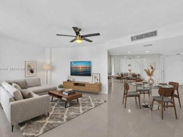 20400 W Country Club Dr , Unit 315, Aventura, FL 33180