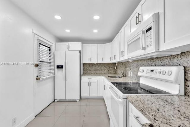 20400 W Country Club Dr, Unit 315, Aventura, FL 33180 Photo