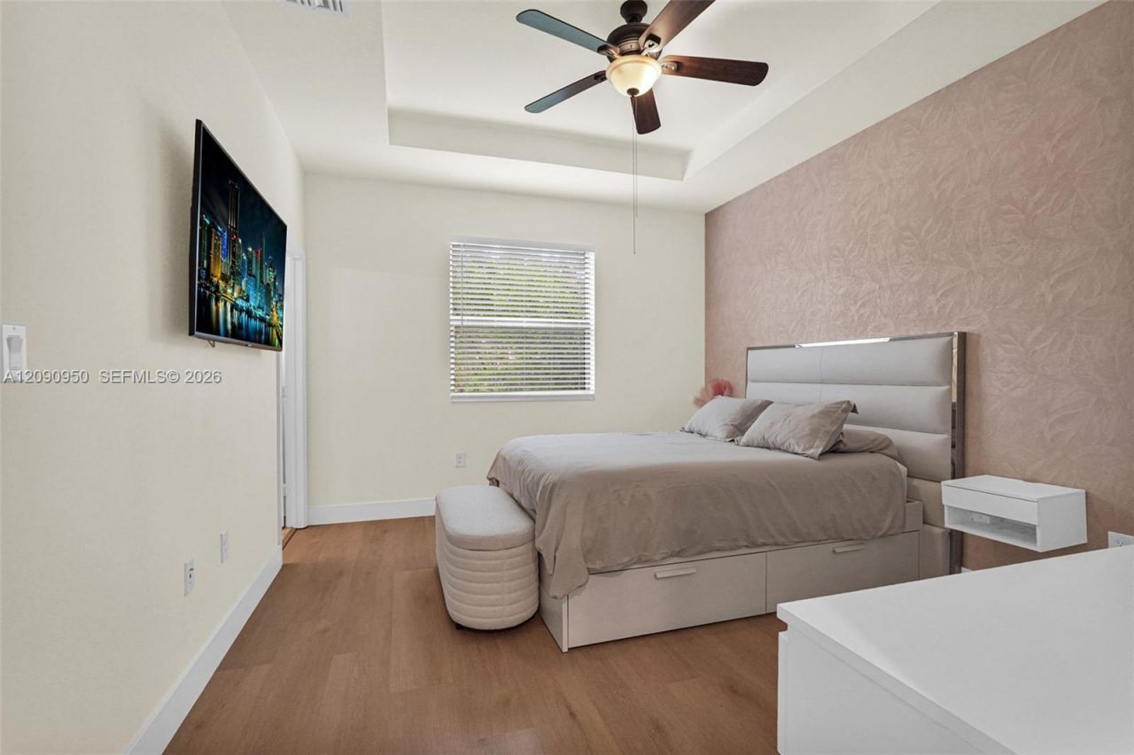 9255 W 33rd Ln , Unit 9255, Hialeah, FL 33018 Photo