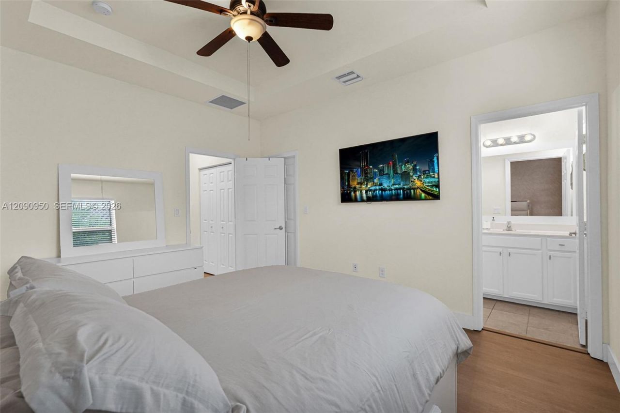 9255 W 33rd Ln , Unit 9255, Hialeah, FL 33018 Photo
