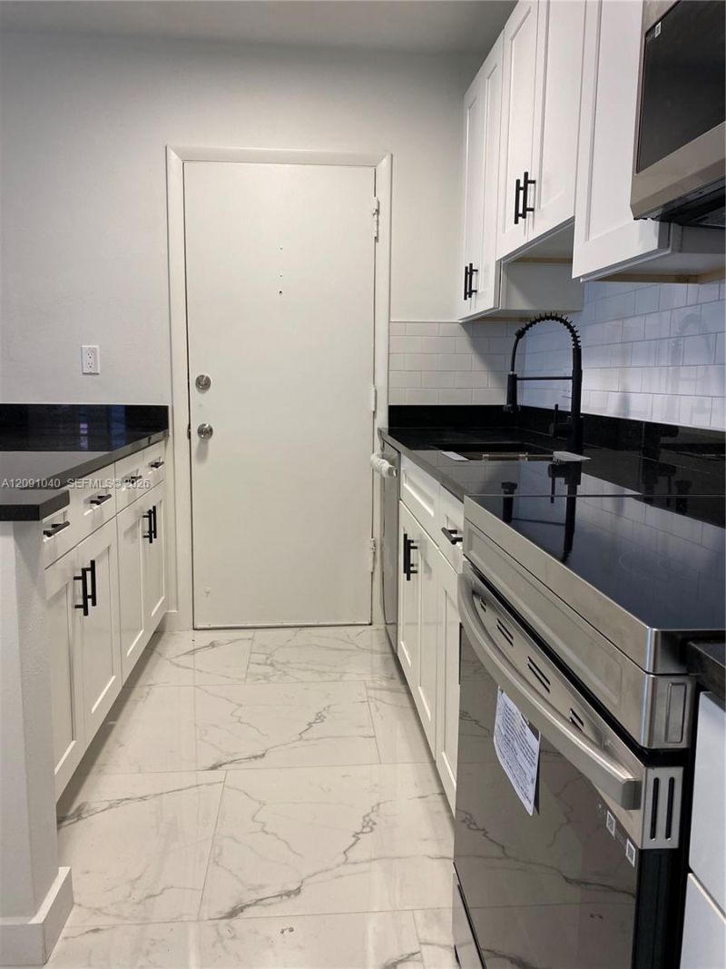 3550 NW 8th Ave, Unit 616, Pompano Beach, FL 33064 Photo