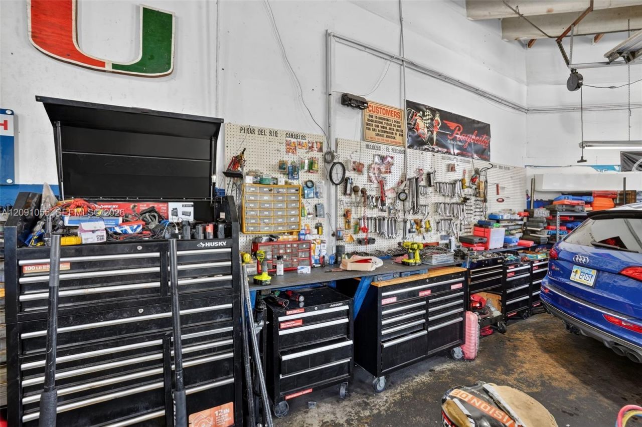 Profitable Automotive Shop With Over 25+ Years For, South Miami, FL 33143 Photo