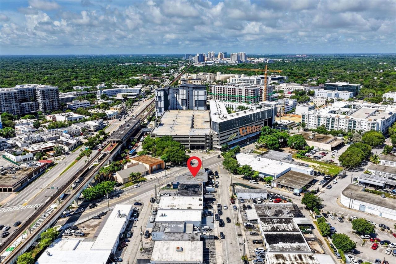 Profitable Automotive Shop With Over 25+ Years For, South Miami, FL 33143 Photo