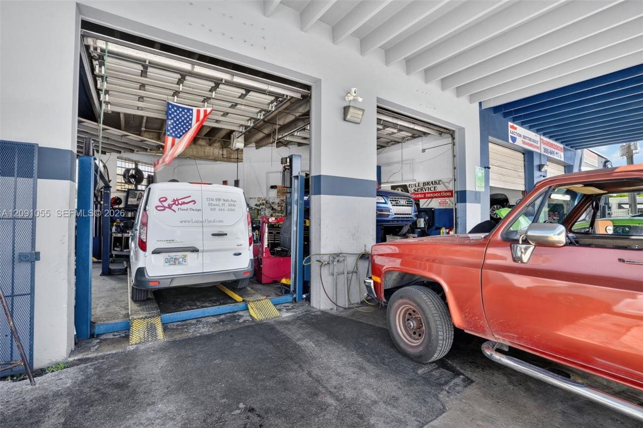 Profitable Automotive Shop With Over 25+ Years For, South Miami, FL 33143 Photo
