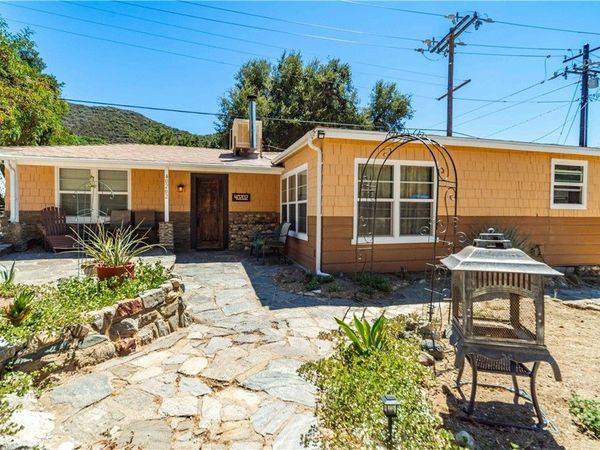 40202 Calle El Clavelito , Green Valley, CA 91390