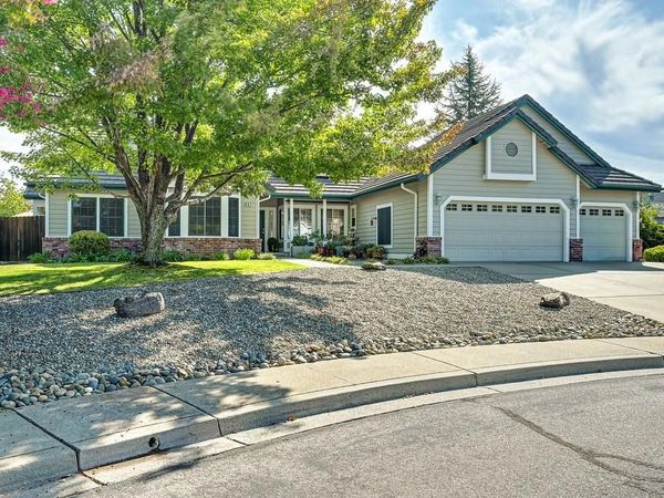 807 Mesa Vista Way , Auburn, CA 95603
