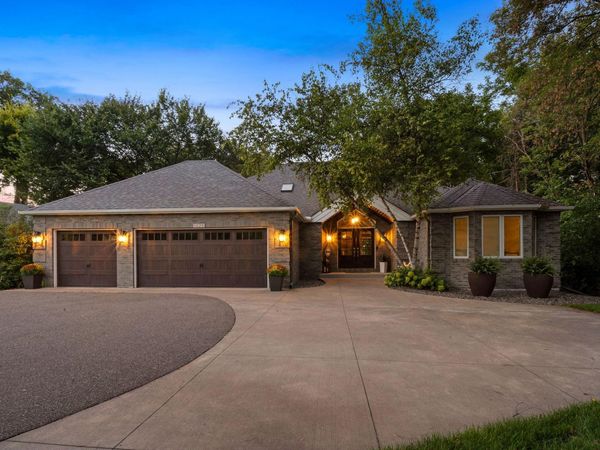11220 Sunset Trail, Plymouth, MN 55441