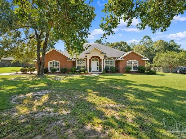 2929 Wallace Lake Rd, Pace, FL 32571