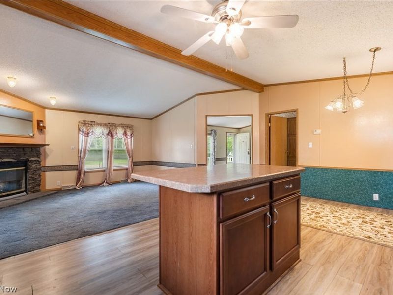 4025 Burke Avenue NE, Louisville, OH 44641 Photo 12
