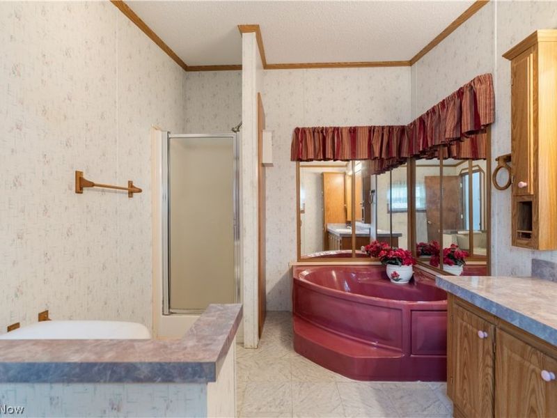 4025 Burke Avenue NE, Louisville, OH 44641 Photo 18