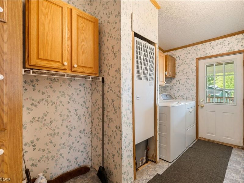 4025 Burke Avenue NE, Louisville, OH 44641 Photo 24