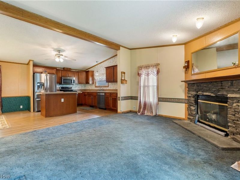 4025 Burke Avenue NE, Louisville, OH 44641 Photo 7